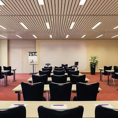 Mercure West Hotel