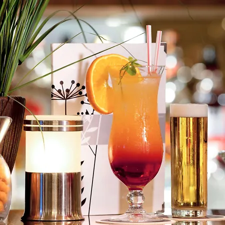 Mercure West 4*