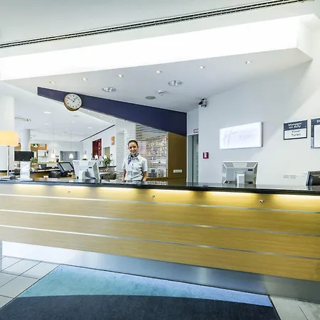 Hotel Express Muelheim By Ihg 3*