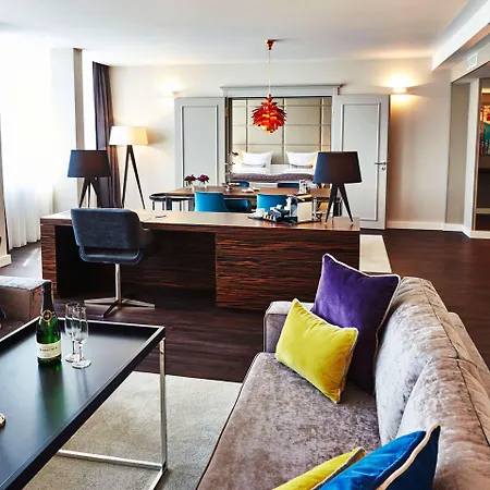 Steigenberger Hotell 4*