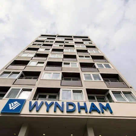 Hotel Wyndham 4*