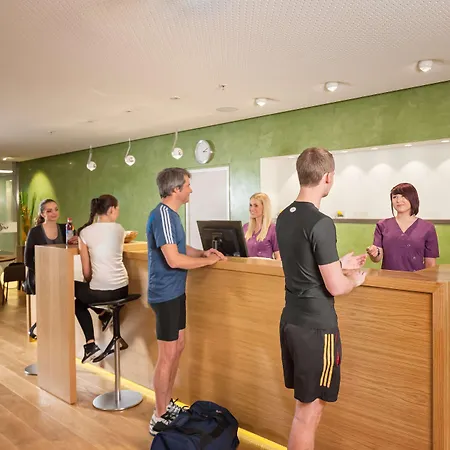 Dorint An Der Messe Hotel Keulen