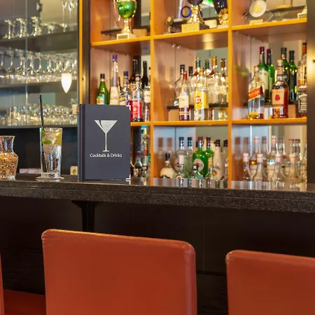 Hotel Plaza Premium 4*