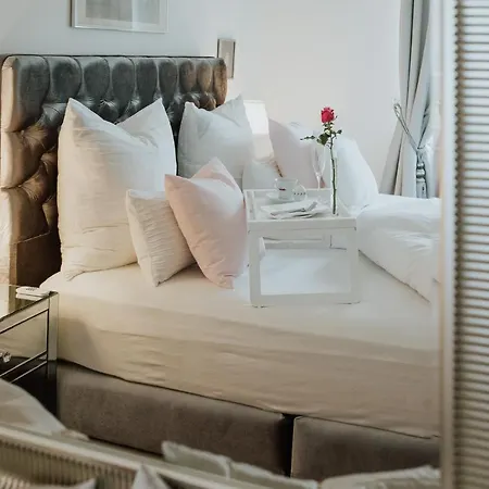 Luxury Penthouse ☆ ☆ ☆ ☆ ☆
