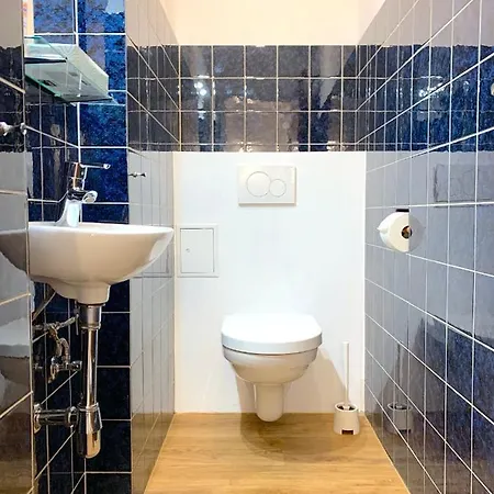 Schoene 3-zimmer-wohnung In Koeln-brueck Mit Eigenem Parkplatz * Cologne