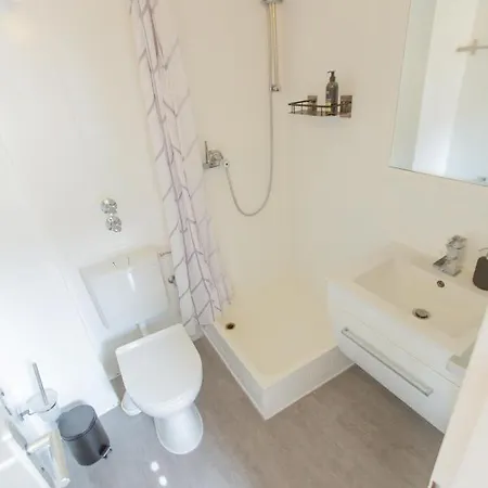 Neu Innenstadt Altstadt In Lage Von Apartment