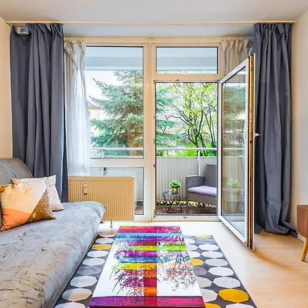 Apartment To Fair *