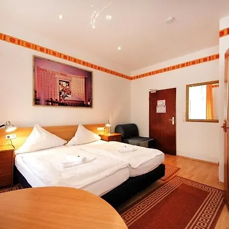 Storch Hotel Cologne