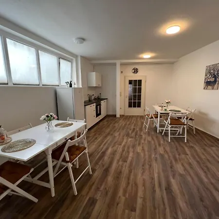 Apartment Shared At Heumarkt, City Center *
