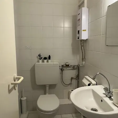 Shared At Heumarkt, City Center Apartment Cologne
