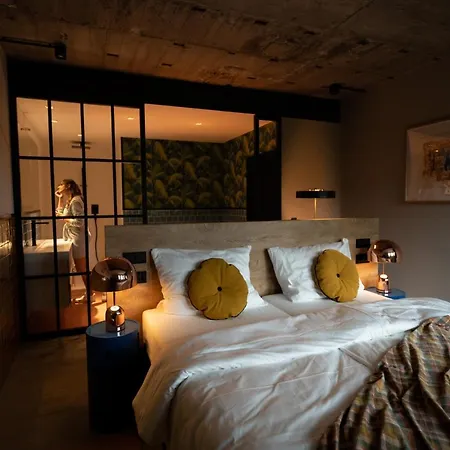 Hotel Koncept International