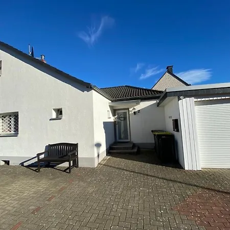 Wohnzeit-köln Ferienhaus *