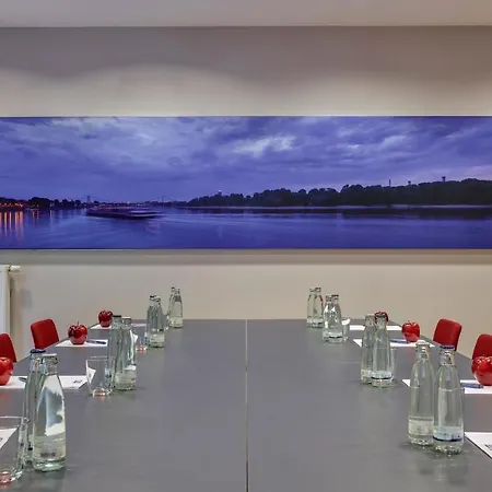 Express Muelheim By Ihg 3*