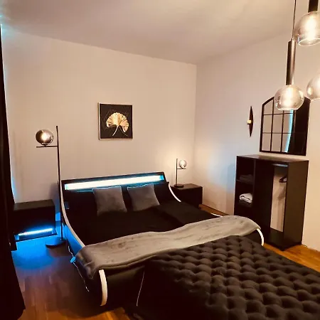 Bismarck Apartment