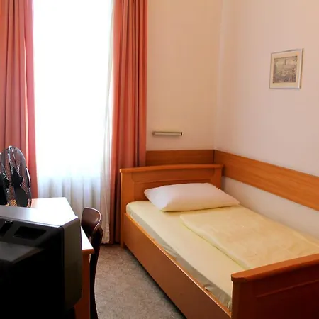 Hotel Europaeischer Hof Am Dom 2*