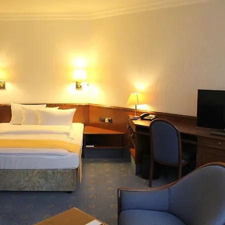 Appartel Am Dom Hotel 4*
