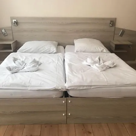 Guest house Koelner 2*