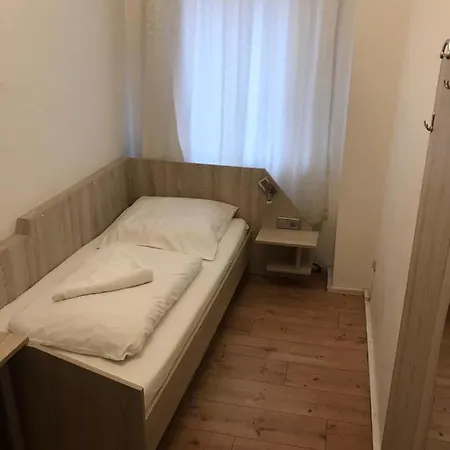 Koelner 2* Cologne
