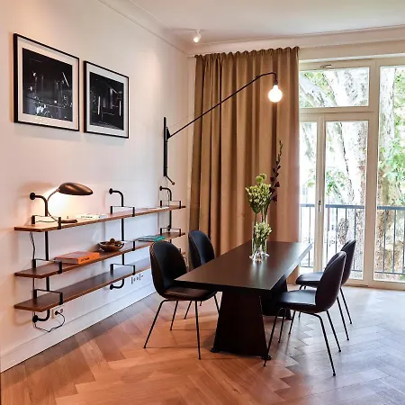 Townhouse By The Qvest Cologne