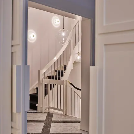 Townhouse By The Qvest Cologne