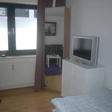 Koeln Appartement Apartmán *