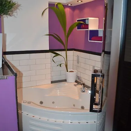 Quarto em Acomodações Particulares Sinuessa *