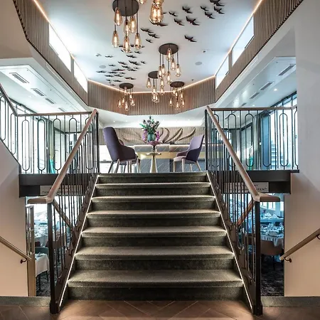 Botel Fairtours Hotelschiff Antonia***** Cologne