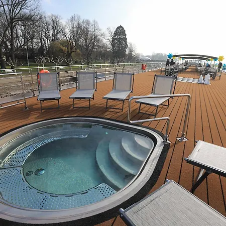 Fairtours Hotelschiff Antonia*****