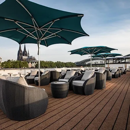 Fairtours Hotelschiff Antonia***** * Cologne