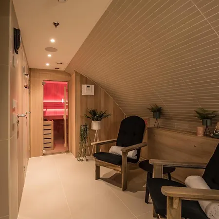 Fairtours Hotelschiff Antonia***** * Cologne