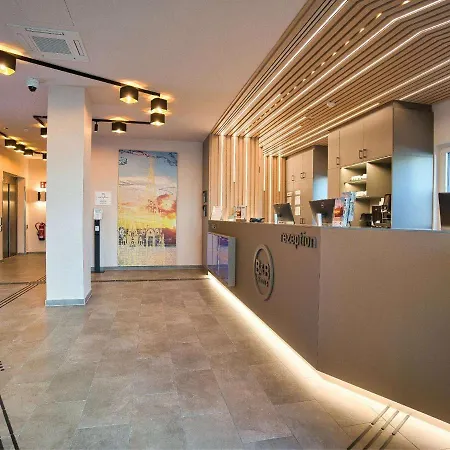 Koeln-city Hotel 3*
