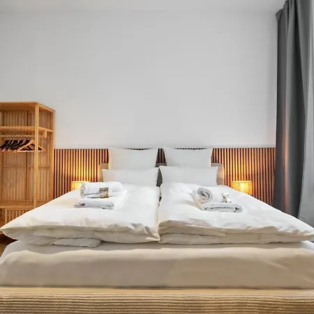 Apartamento Park Avenue - Dom Mit Stil - Kueche - Parkplatz - Wlan - 65 Zoll Tv - Netflix