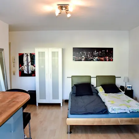 Mit Grossem Balkon Im Belgischen Viertel Apartmán