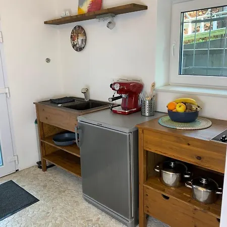 1-zimmer-wohnung In Poll Apartment Cologne
