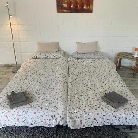 1-zimmer-wohnung In Poll Cologne