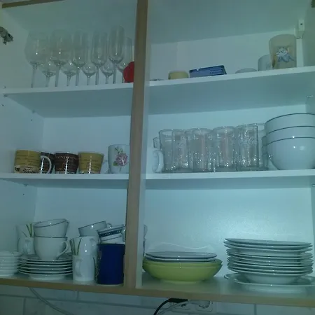 Robert's Rent A Homestay Cologne