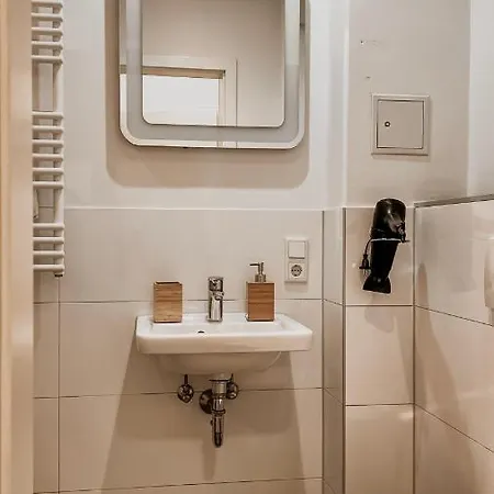 Am Rheingarten Apartment Cologne