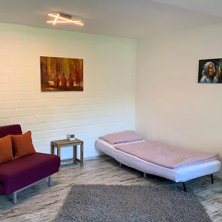 Apartment 1-zimmer-wohnung In Poll