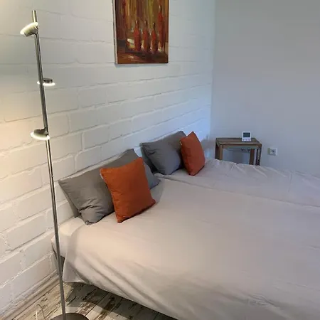 1-zimmer-wohnung In Poll Cologne