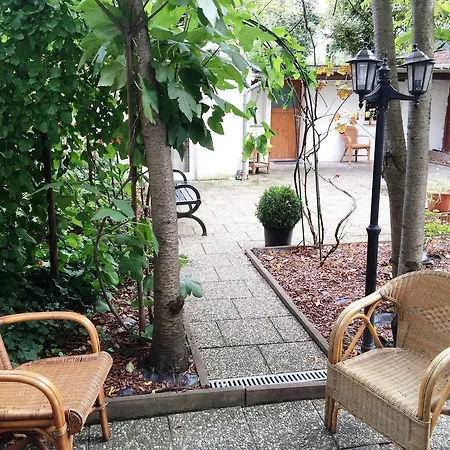 Ariana Hotel Cologne