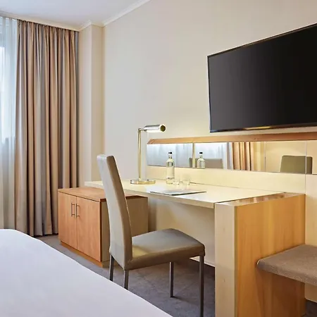 Lindner Am Dom, Part Of Jdv By Hyatt 4* Cologne