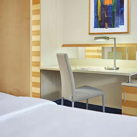 Hotel Lindner Am Dom, Part Of Jdv By Hyatt 4*