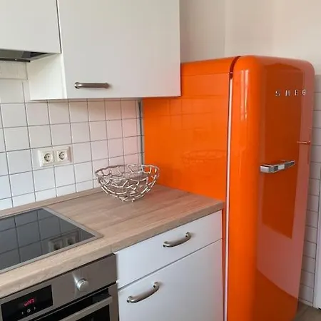 Mit 2 Im Belgischen Viertel Cologne