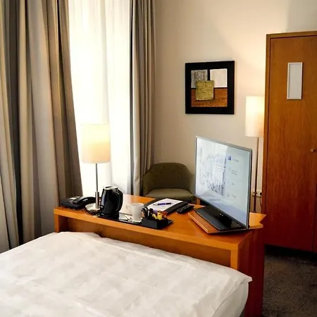 Astor & Hotel 4*