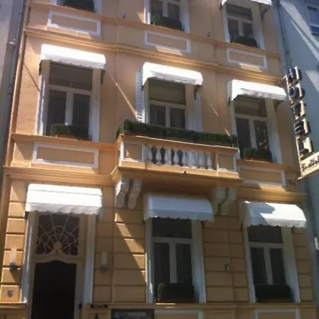 Buchholz Downtown Hotel