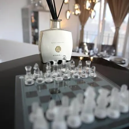 Royaldeluxe Penthouse By Kevany