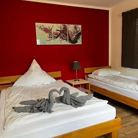 In Neusserstrasse Hostel Cologne