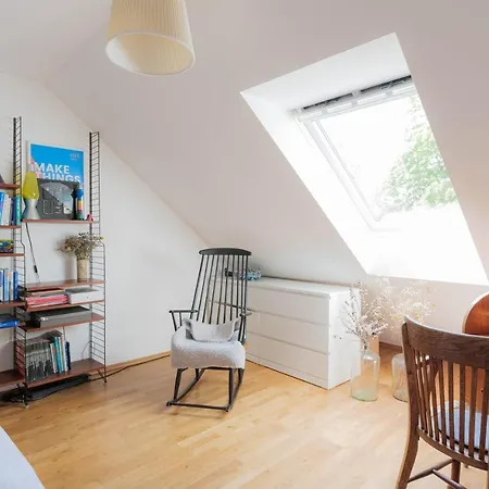 Spacious And Kids-friendly Modernized Farmhouse Near City Of Cologne