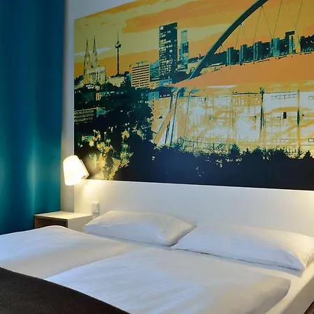 Hotel Köln-messe 2*