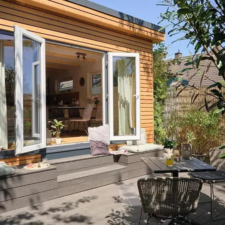 In - Tinyhouse *